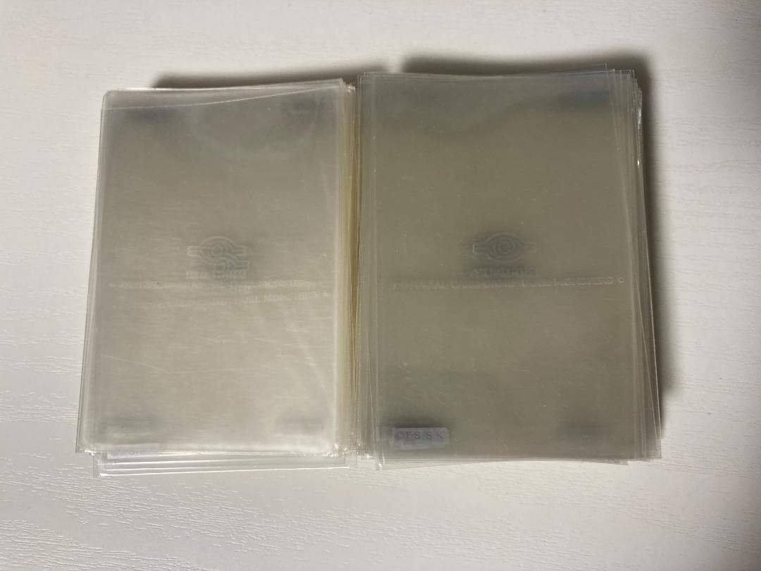 遊戯王 公式 スリーブ 絶版 初期ロゴ ウジャト眼 170枚 透明　クリア