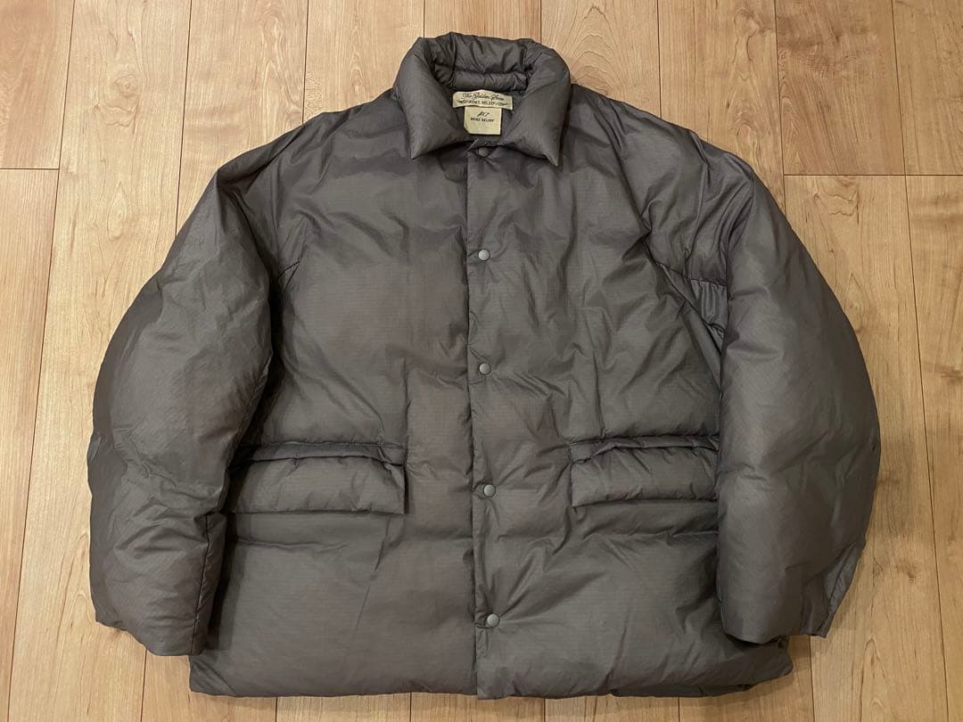 専用REMI RELIEF ナイロンリップ アウトドア ダウンジャケット